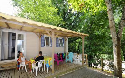 mobil home altair bord de riviere exterieur camping la blaquiere gorges du tarn
