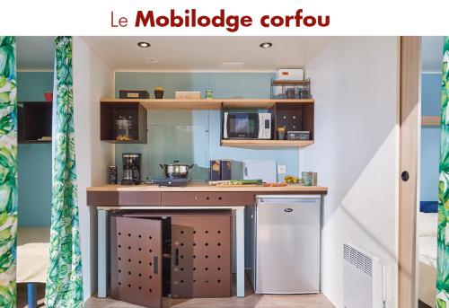 mobilodge corfou camping la blaquiere kitchenette