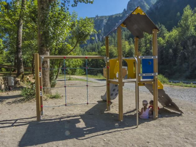 aire jeux camping la blaquiere gorges du tarn