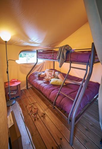 lodge kenya34 camping la blaquiere chambre enfants