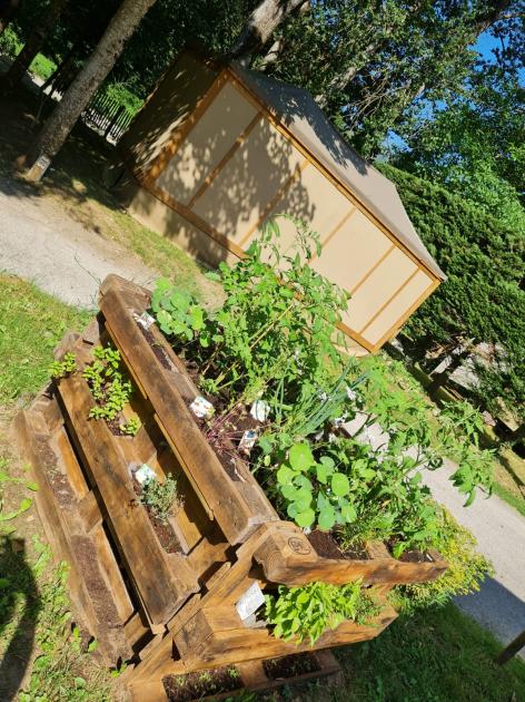 Moestuin Camping La Blaquire