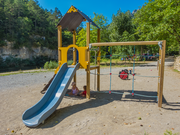 Aire de jeux du camping