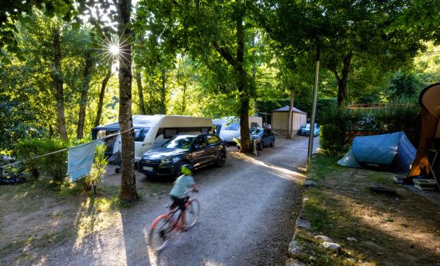 velo allees camping la blaquiere gorges du tarn lozere occitanie
