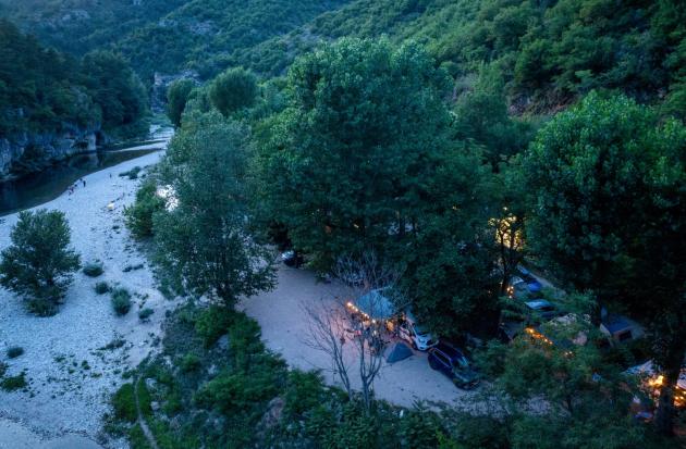 lumieres du soir camping la blaquiere gorges du tarn lozere occitanie